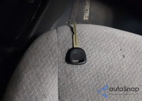 2003 Kia Spectra Ls from USA, damaged, VIN KNAFB121235300577